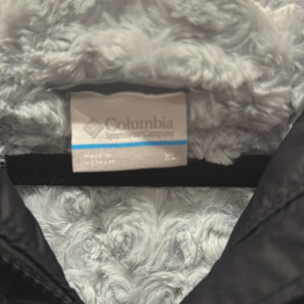 Columbia jacket - Picture 2 of 5